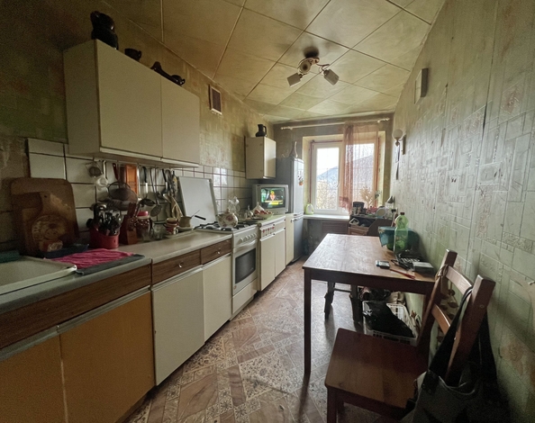 
  Продается 2-комн. квартира, 49.5 м², Калинина пр-кт, д. 160
. Фото 5.