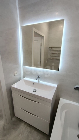 
  Продается 1-комн. квартира, 43 м², Андрея Голуба ул, д. 16к1
. Фото 6.