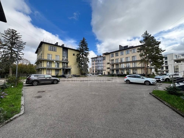 
  Продается 1-комн. квартира, 47 м², Октябрьская ул
. Фото 2.