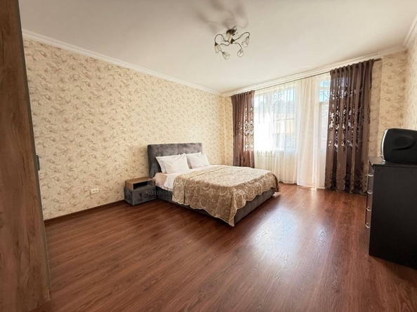 
  Сдается 1-комн. квартира, 60 м², Ленинградская ул
. Фото 4.