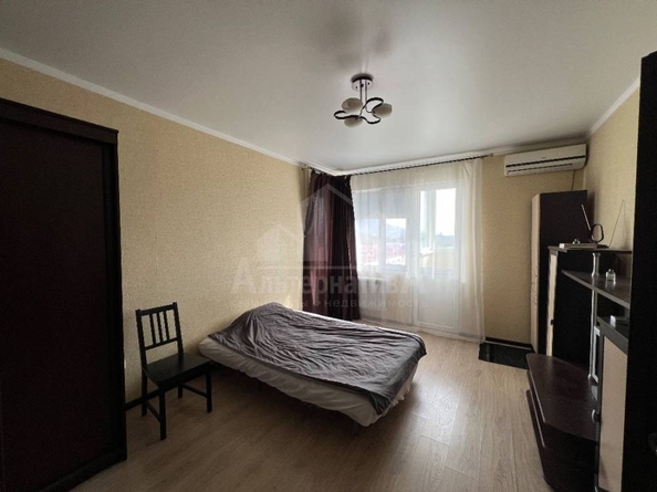 
  Продается 1-комн. квартира, 37 м², Ермолова ул
. Фото 3.
