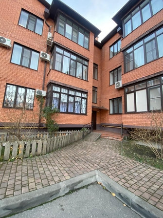
  Продается 2-комн. квартира, 66.4 м², Озерная ул, д. 2Д
. Фото 3.
