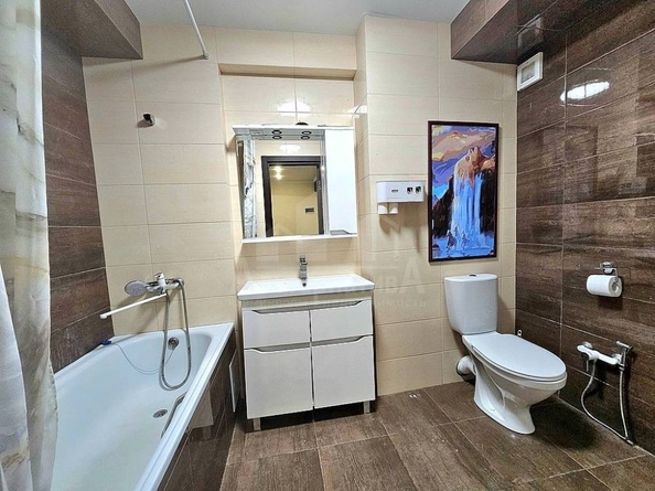 
  Продается 3-комн. квартира, 84.4 м², Ленинградская ул
. Фото 9.