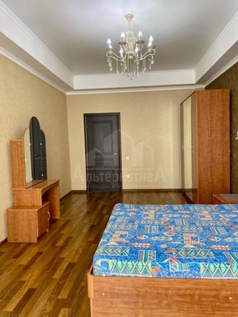 
  Продается 1-комн. квартира, 62 м², Октябрьская ул
. Фото 4.