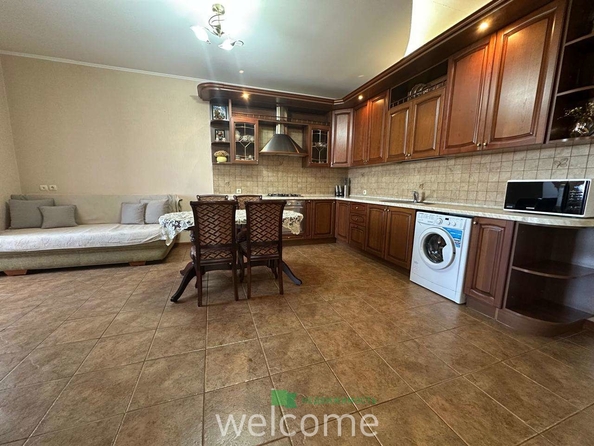 
  Продается 4-комн. квартира, 105 м², Восточный пер, д. 2
. Фото 4.