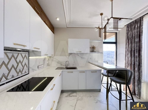 
  Продается 4-комн. квартира 212.5 м². Фото 18.