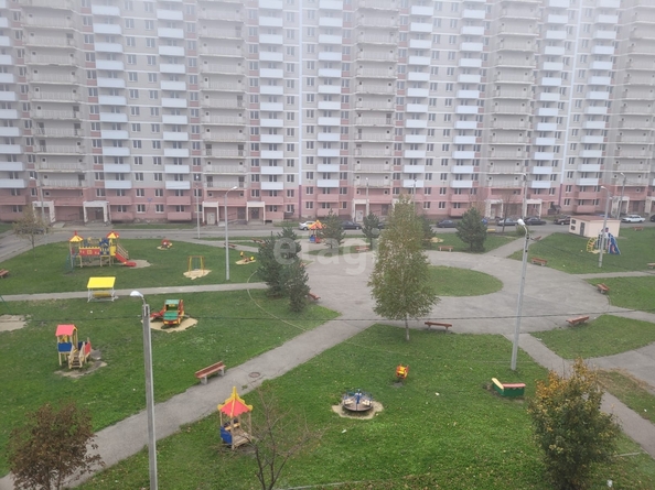 
   Продам 1-комнатную, 37 м², Южный обход ул, 55/6

. Фото 6.