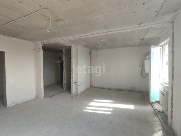 
   Продам 3-комнатную, 93 м², Южный обход ул, 1/1

. Фото 6.