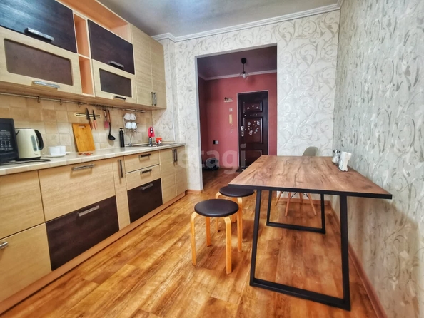 
   Продам 2-комнатную, 57.8 м², Октябрьская ул, 186/3

. Фото 4.