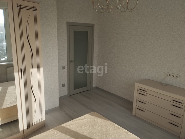 
   Продам 1-комнатную, 39.7 м², Гражданская ул, 1/1

. Фото 3.