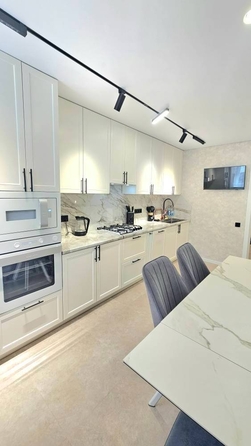 
  Сдается 2-комн. квартира 66 м². Фото 2.