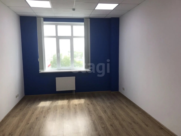 
  Сдается офис 65.9 м². Фото 4.
