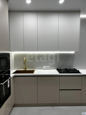
  Продается 2-комн. квартира 65 м². Фото 3.