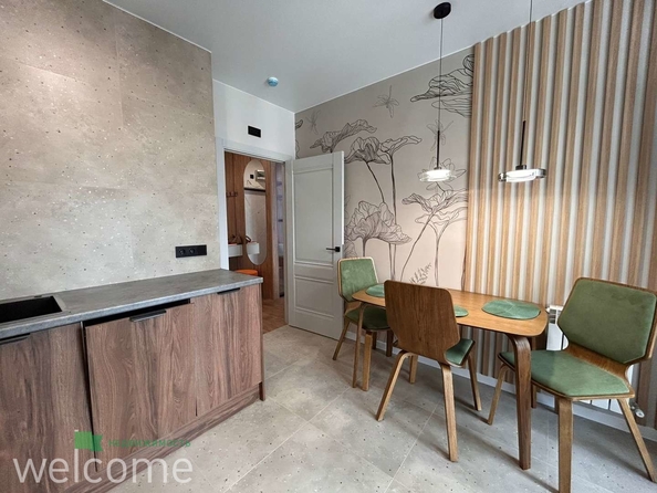 
  Продается 1-комн. квартира 42 м². Фото 1.