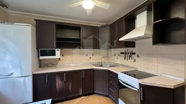 
  Продается 3-комн. квартира 77.2 м². Фото 1.