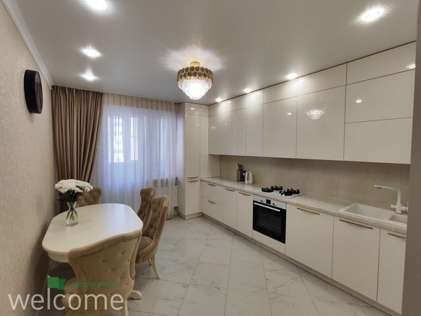 
  Продается 4-комн. квартира 99 м². Фото 1.