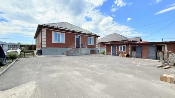 
  Продается дом 180 м². Фото 1.
