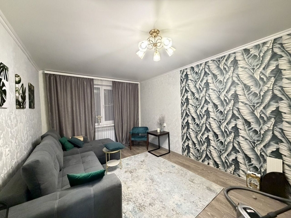 
  Продается 3-комн. квартира 71.5 м². Фото 1.