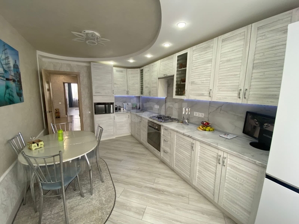 
  Продается 2-комн. квартира 65 м². Фото 4.
