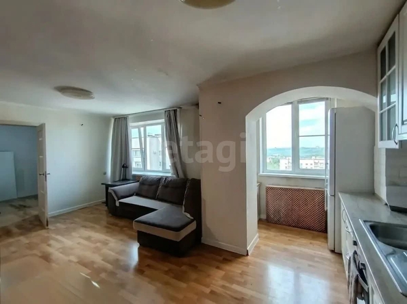
  Продается 3-комн. квартира 61.2 м². Фото 1.