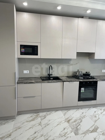 
  Сдается 2-комн. квартира 61 м². Фото 1.