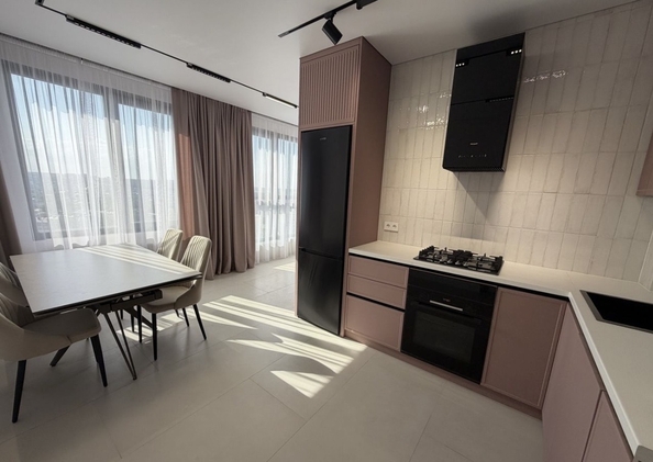 
  Продам 2-комн. квартиру 66.6 м², в ЖК Красный металлист, дом 2. Фото 1.