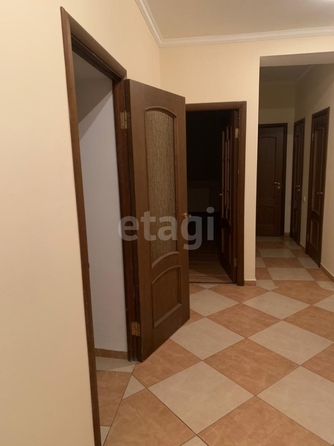 
   Продам 4-комнатную, 138 м², Дзержинского ул, 2/2

. Фото 8.