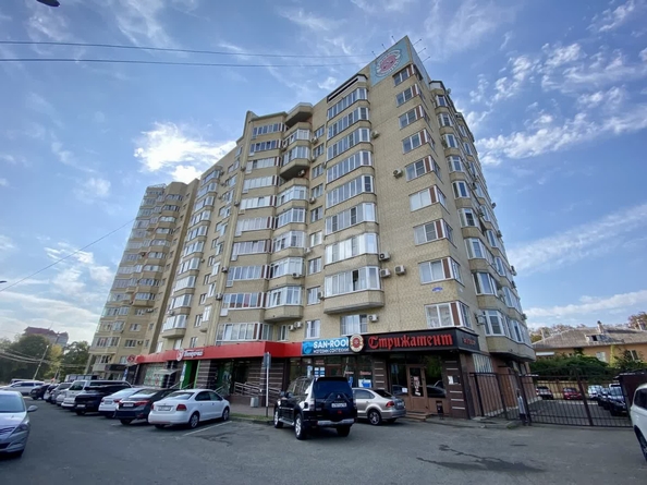 
   Продам 1-комнатную, 66.3 м², Лермонтова ул, 212

. Фото 1.