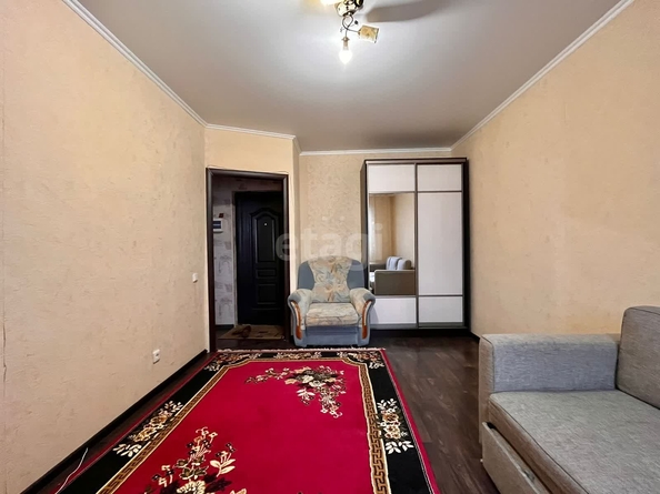 
   Продам 1-комнатную, 37 м², Доваторцев ул, 86/2

. Фото 2.