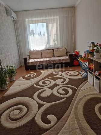 
   Продам 2-комнатную, 51 м², Орджоникидзе ул, 135/2

. Фото 1.