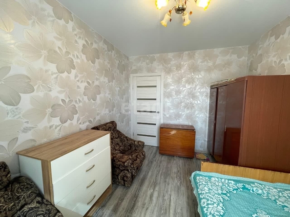 
   Продам 1-комнатную, 34 м², Александра Грибоедова ул, 3/7

. Фото 1.