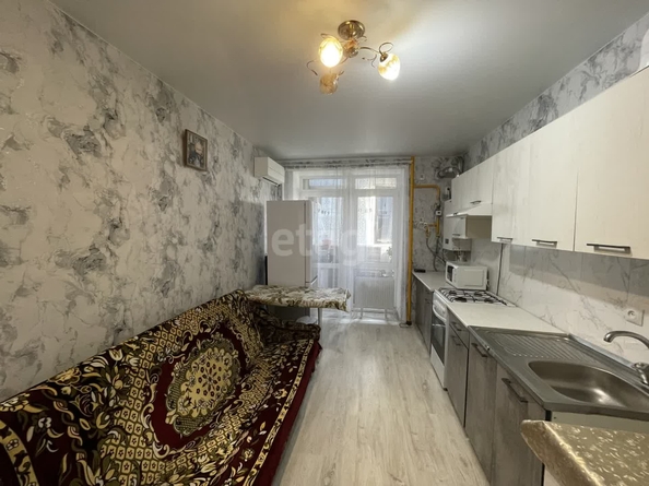 
   Продам 1-комнатную, 34 м², Александра Грибоедова ул, 3/7

. Фото 4.