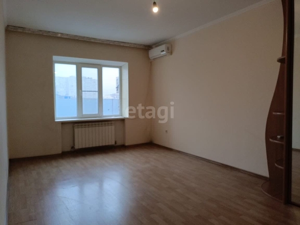 
   Продам 3-комнатную, 98 м², 45 Параллель ул, 2

. Фото 29.