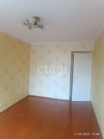 
   Продам 3-комнатную, 62 м², Дзержинского ул, 188

. Фото 2.