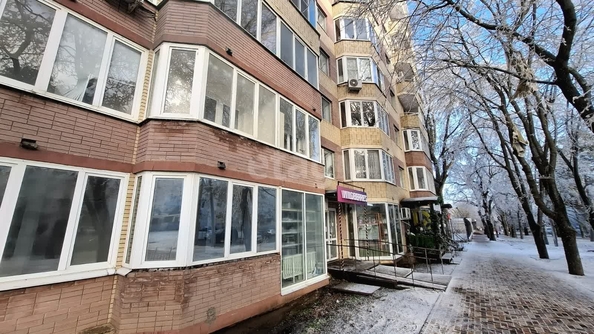 
   Продам 4-комнатную, 96 м², Ленина ул, 328А

. Фото 2.