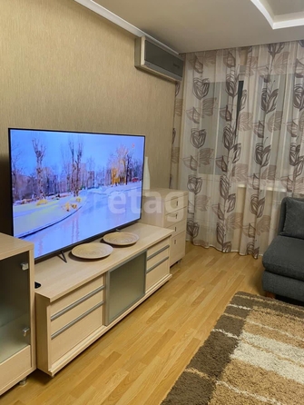 
   Продам 3-комнатную, 76 м², Ленина ул, 243

. Фото 2.