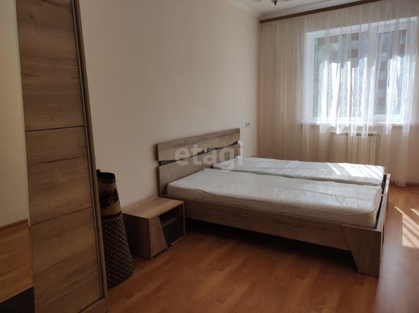 
  Сдам в аренду 2-комнатную квартиру, 60 м², Ставрополь

. Фото 2.