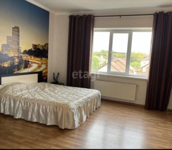 
   Продам дом, 290 м², Ставрополь

. Фото 3.