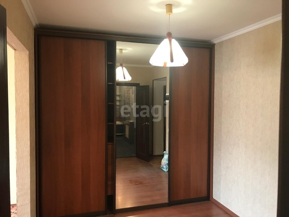 
  Сдам в аренду 1-комнатную квартиру, 54 м², Ставрополь

. Фото 2.