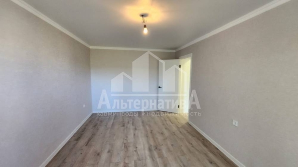 
   Продам 1-комнатную, 37 м², Андрея Губина ул

. Фото 6.