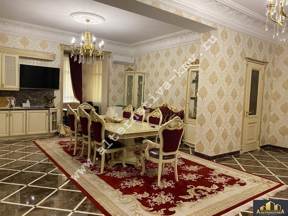 
   Продам 3-комнатную, 173 м², Чкалова ул

. Фото 1.