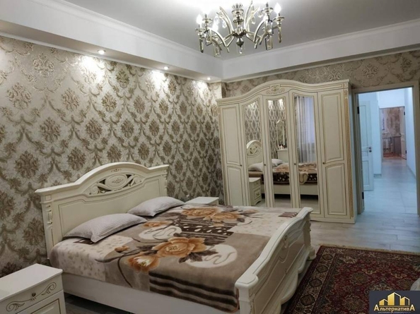 
   Продам 3-комнатную, 119 м², Октябрьская ул

. Фото 8.