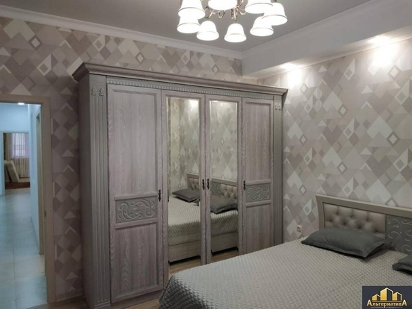 
   Продам 3-комнатную, 119 м², Октябрьская ул

. Фото 9.