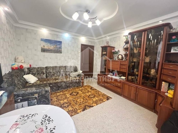 
   Продам 2-комнатную, 56.2 м², Калинина ул

. Фото 5.