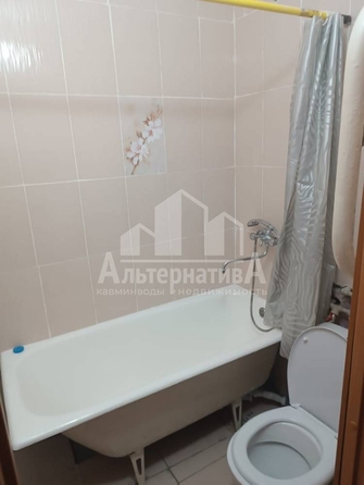 
   Продам 2-комнатную, 33.5 м², Красивая ул

. Фото 4.