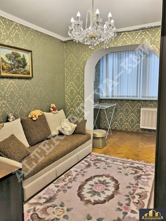 
  Продается 3-комн. квартира, 74 м², Орджоникидзе ул
. Фото 7.