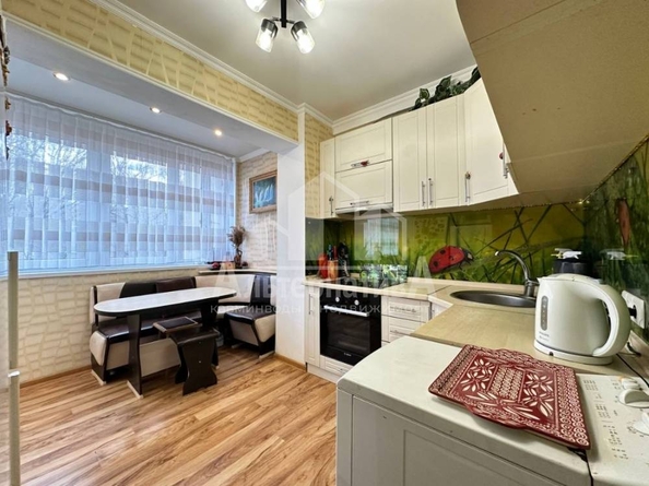 
  Продается 3-комн. квартира, 73.6 м², Азербайджанская ул
. Фото 8.