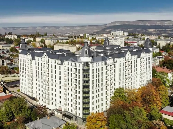 
  Продается 3-комн. квартира 131.8 м². Фото 1.