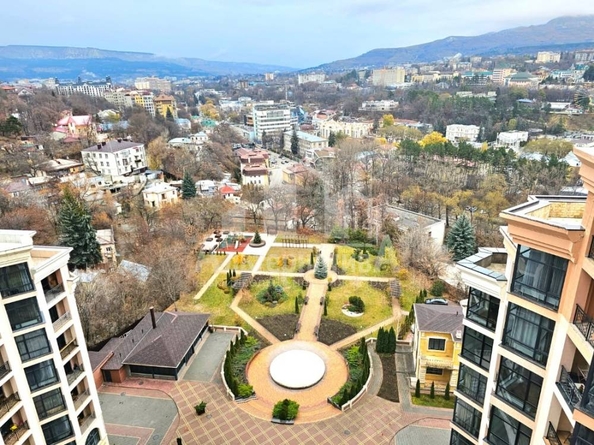 
  Продается 3-комн. квартира, 133 м², Шаумяна ул
. Фото 2.