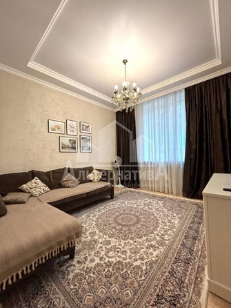 
   Продам 3-комнатную, 71.5 м², Горького ул

. Фото 1.